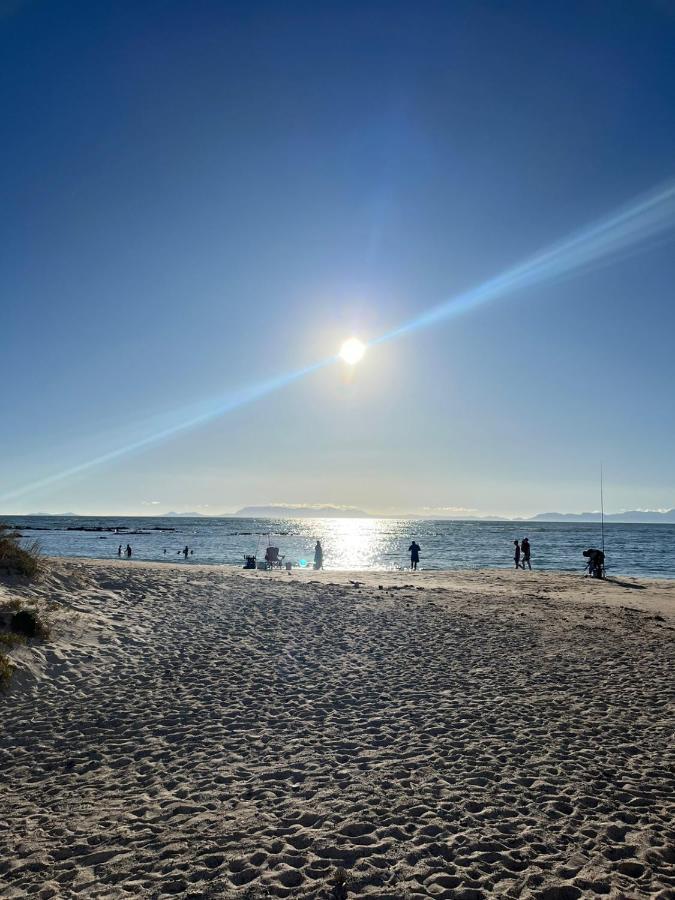 Beachside Bliss Strand Bagian luar foto